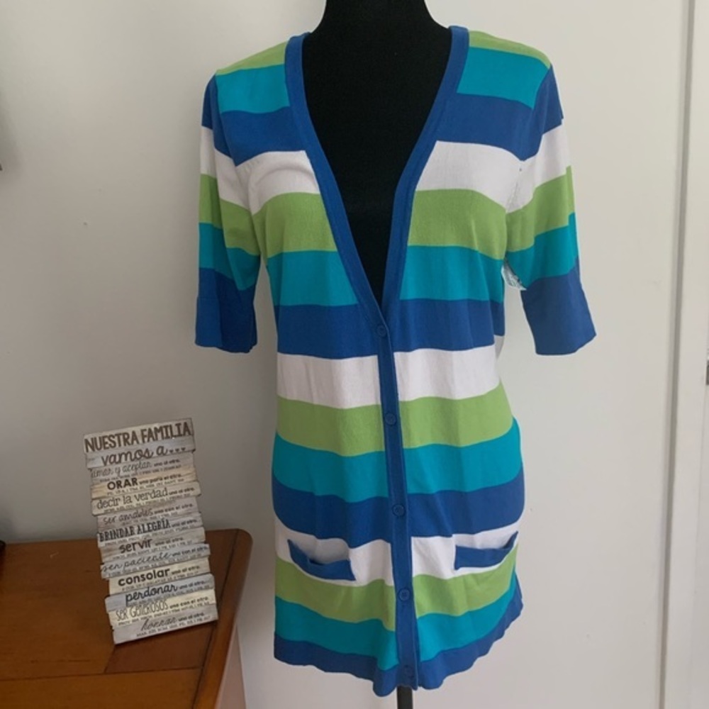 Joseph A Cardigan Sweater Size M   Short Sleeve